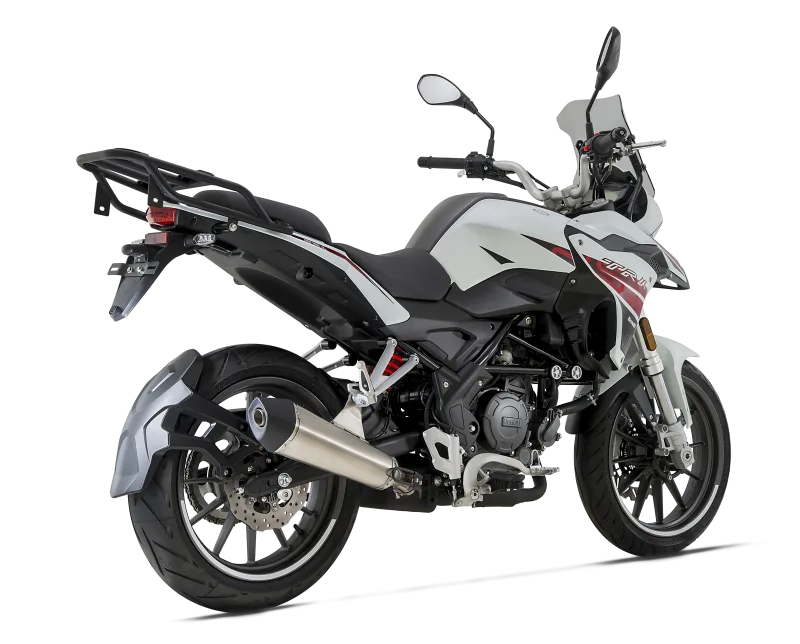 Benelli TRK 251 2025