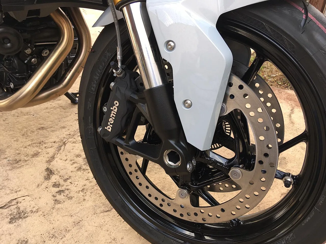 2025 BMW F 900 R