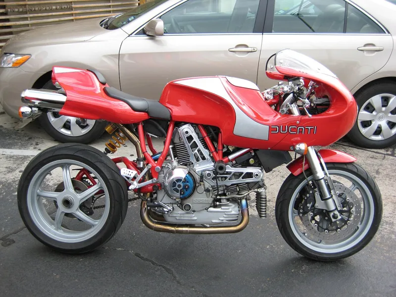 2001 Ducati MH900e Motosiklet