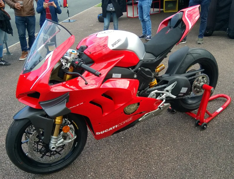 2024 Ducati Panigale V4 R Motosiklet