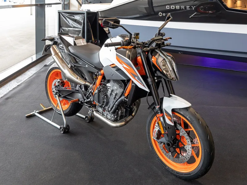 2021 KTM 890 Duke Motorcycle