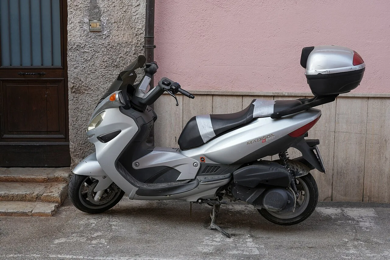 2001 Malaguti Madison 250