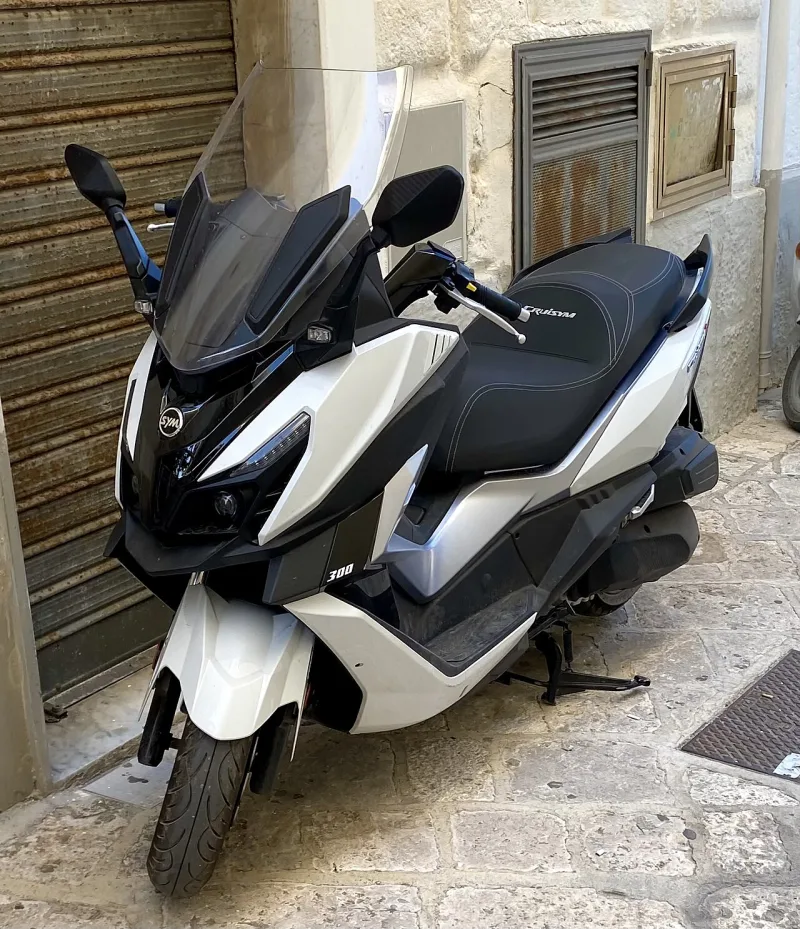 2025 Sym Cruisym 300 Motorcycle