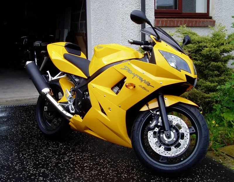 2005 Triumph Daytona 650 Motorcycle