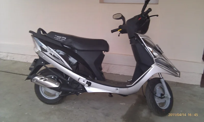 2011 TVS Scooty Streak Motorcycle