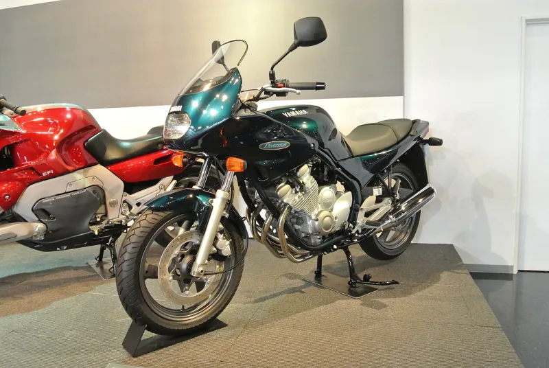 2015 Yamaha Diversion Motorrad