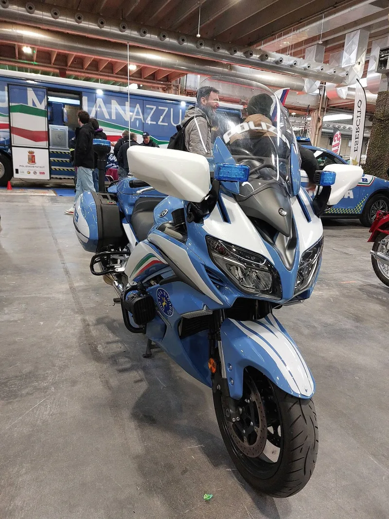 2025 Yamaha FJR1300AE Motorrad