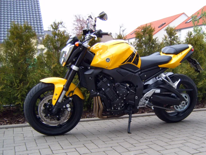 2012 Yamaha FZ1-N Motorrad