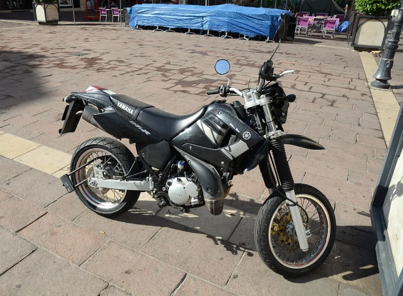 2002 Yamaha TDR 125 Motorcycle